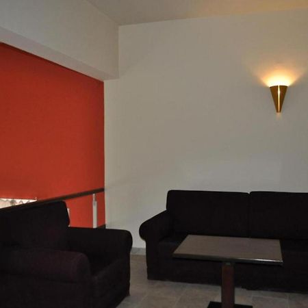Okeania Seafront Rooms In กาเมนาวูร์ลา ภายนอก รูปภาพ