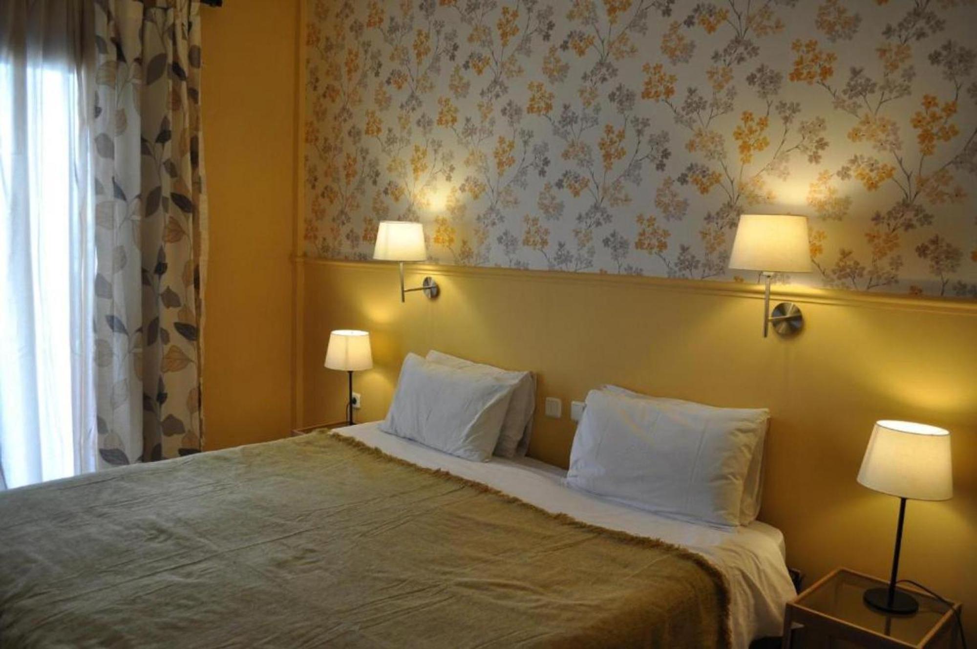 Okeania Seafront Rooms In กาเมนาวูร์ลา ภายนอก รูปภาพ