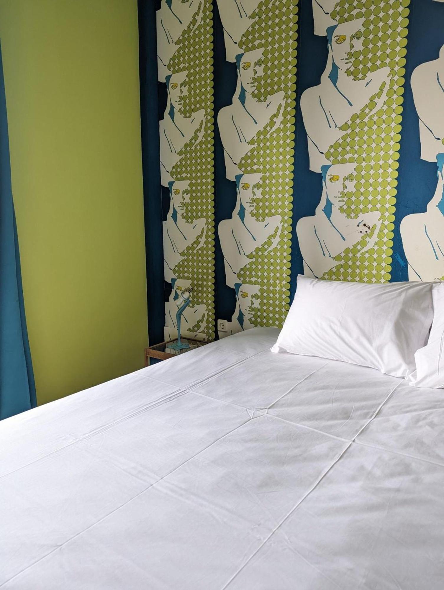 Okeania Seafront Rooms In กาเมนาวูร์ลา ภายนอก รูปภาพ