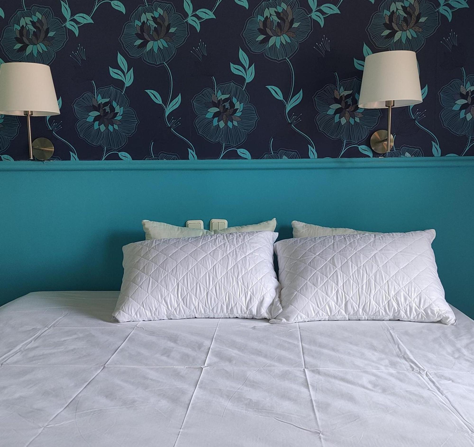 Okeania Seafront Rooms In กาเมนาวูร์ลา ภายนอก รูปภาพ